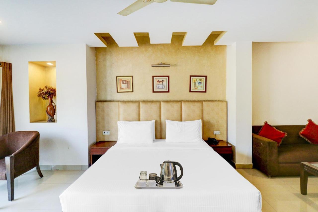 Townhouse 517 La Sapphire Near Delhi Airport Hotel New Delhi Luaran gambar