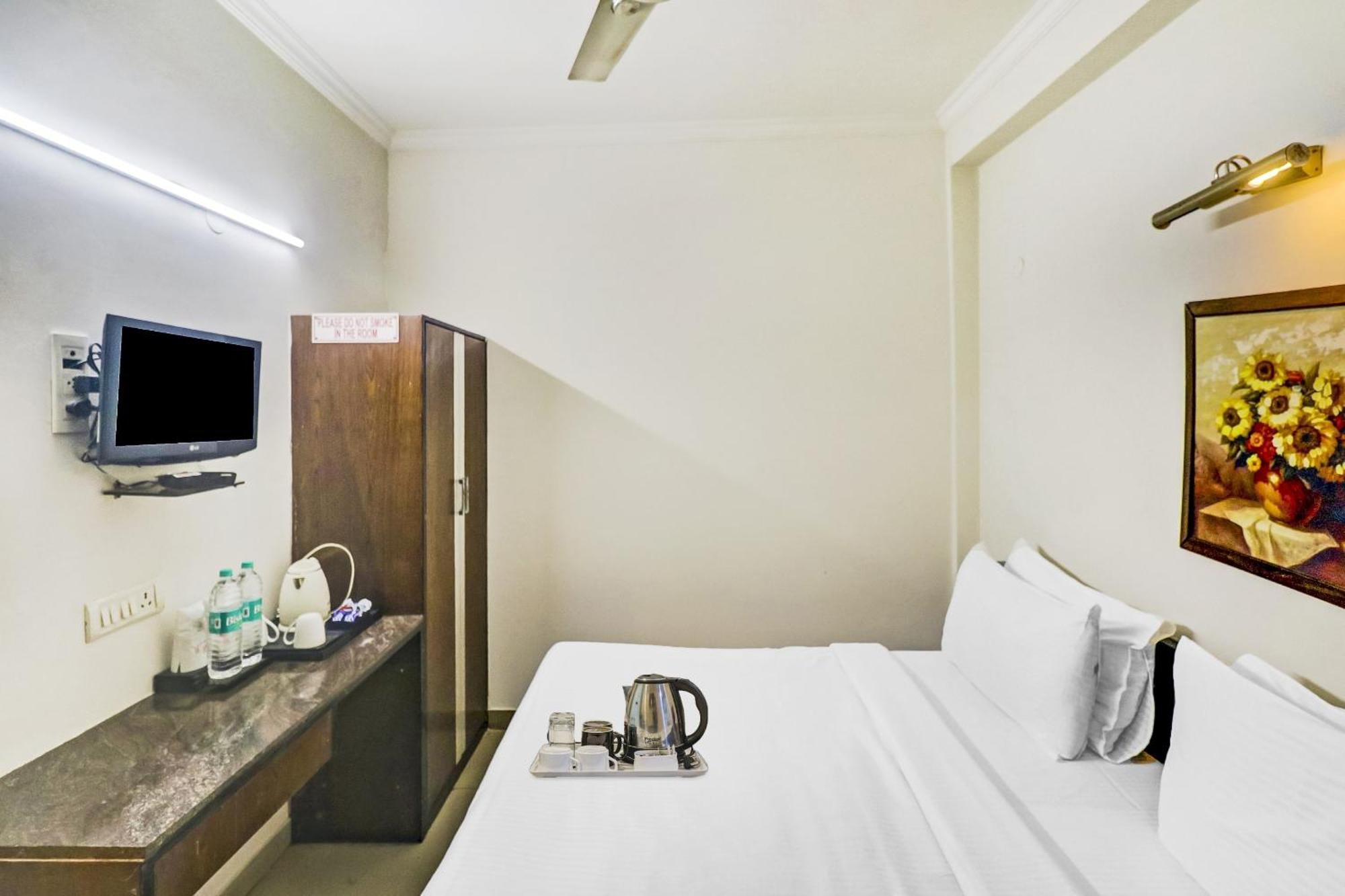 Townhouse 517 La Sapphire Near Delhi Airport Hotel New Delhi Luaran gambar